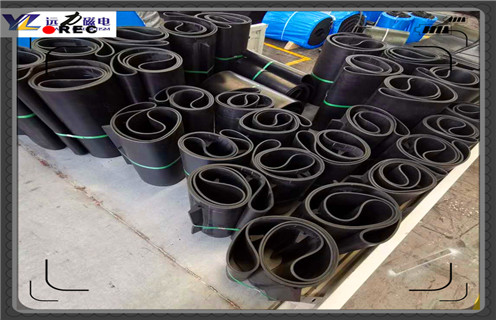 除鐵器皮帶，除鐵器皮帶白鋼釘_安裝_除鐵器皮帶白鋼釘跑偏原因及如何調_刮板價(jià)格
