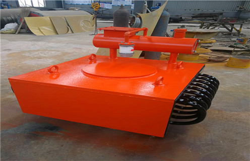 油冷電磁除鐵器，福建自卸油冷式電磁除鐵器RCDF-14廠(chǎng)家供應_技術(shù)參數_寧夏干式懸掛電磁除鐵器工作原理_國家標準生產(chǎn)廠(chǎng)家 