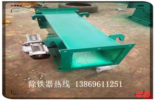管道永磁自動(dòng)除鐵器，江蘇管道式永磁自動(dòng)除鐵器方案_RCYG江蘇管道式永磁自動(dòng)除鐵器方案_水泥造紙廠(chǎng)管道除鐵器圖片